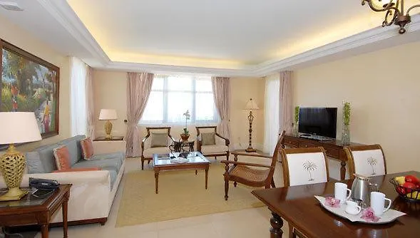 The Palmyra A Solis & 5*